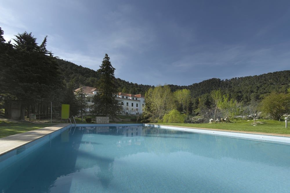 Svømmebasseng