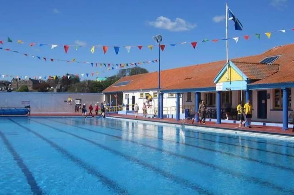 Svømmebasseng