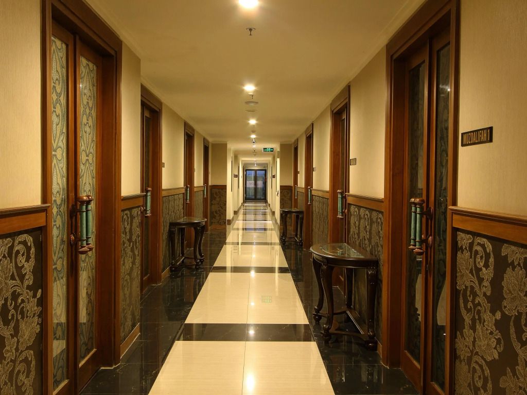 Hall