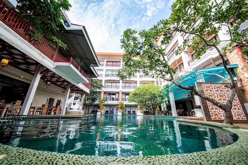 Svømmebasseng
