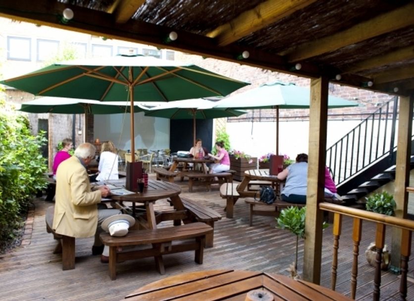 Patio Foto