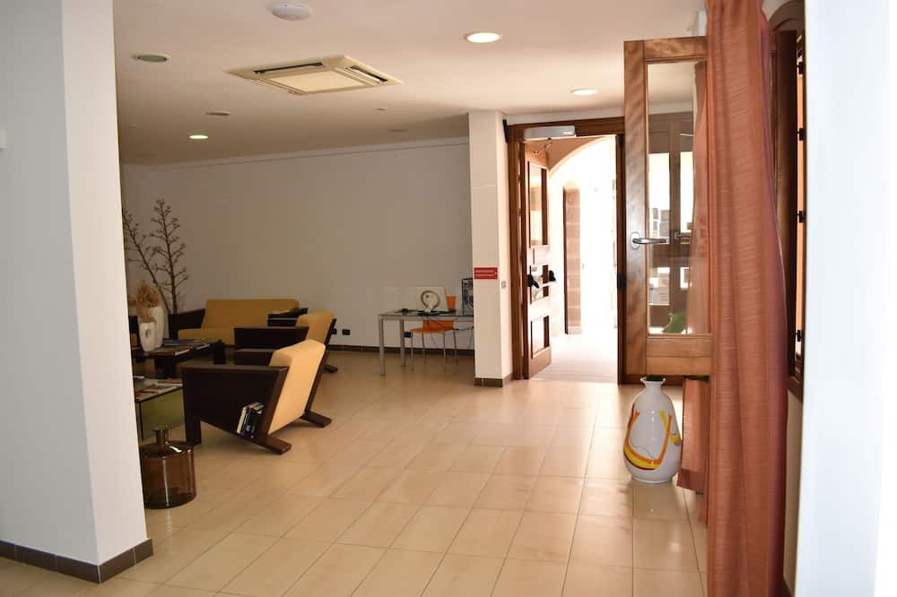 Hall