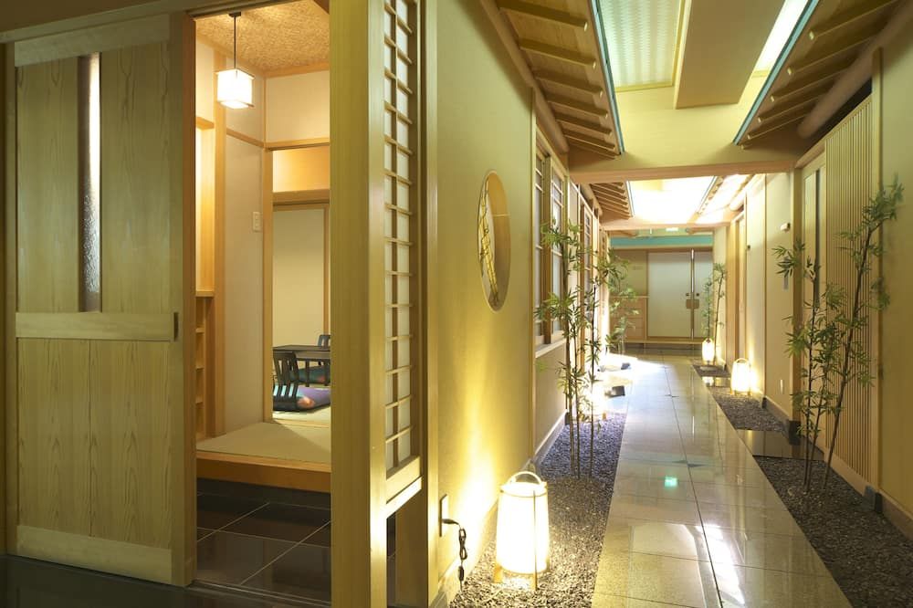 Hall