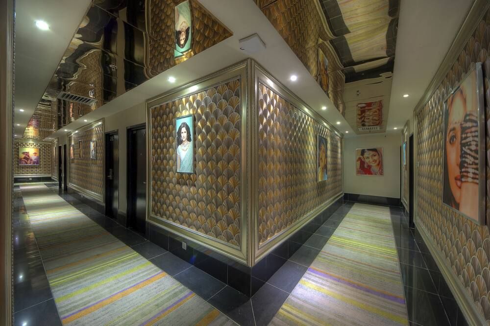 Hall