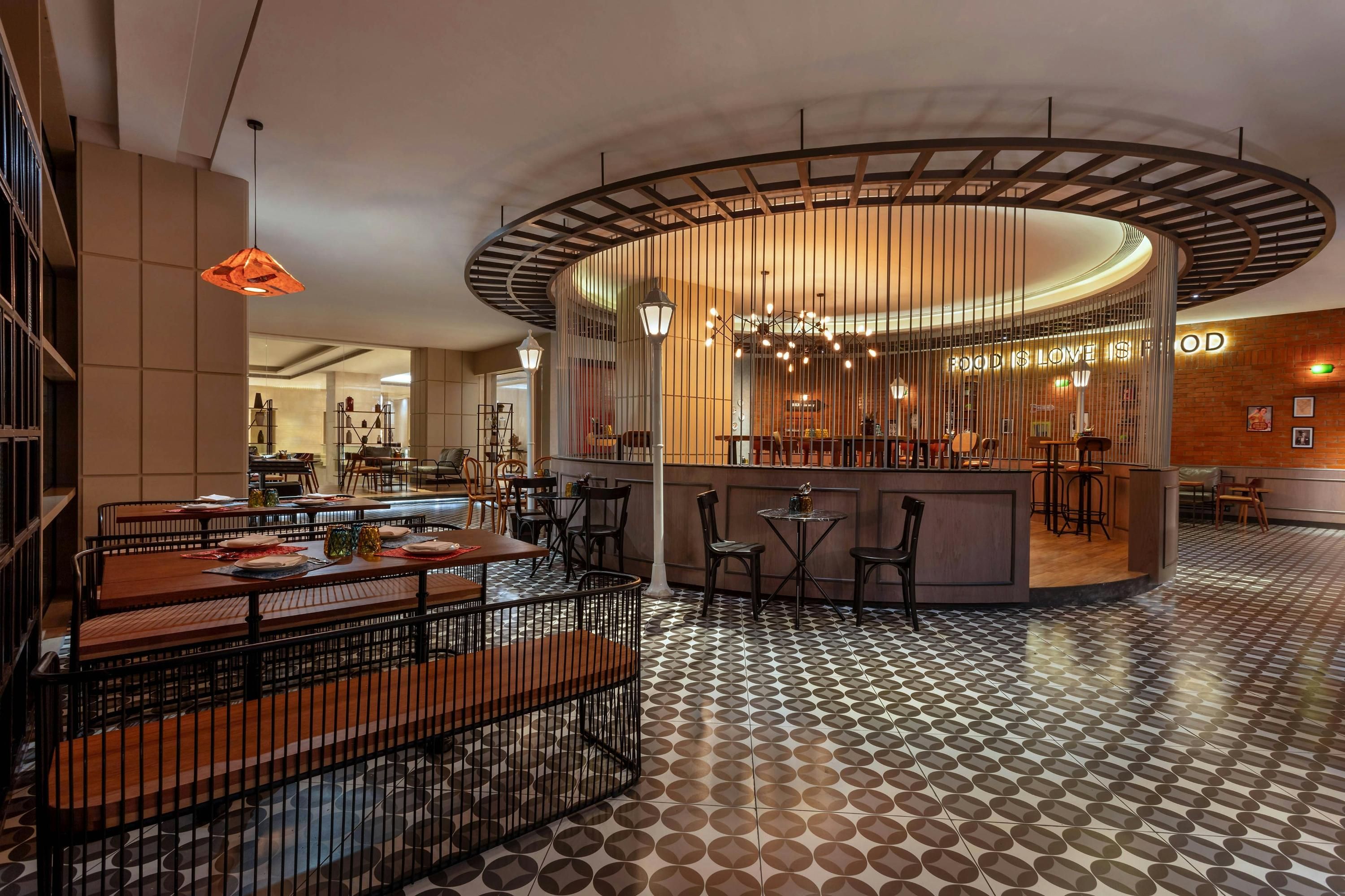 Bar