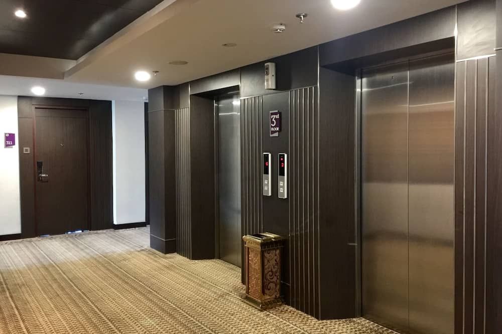 Hall