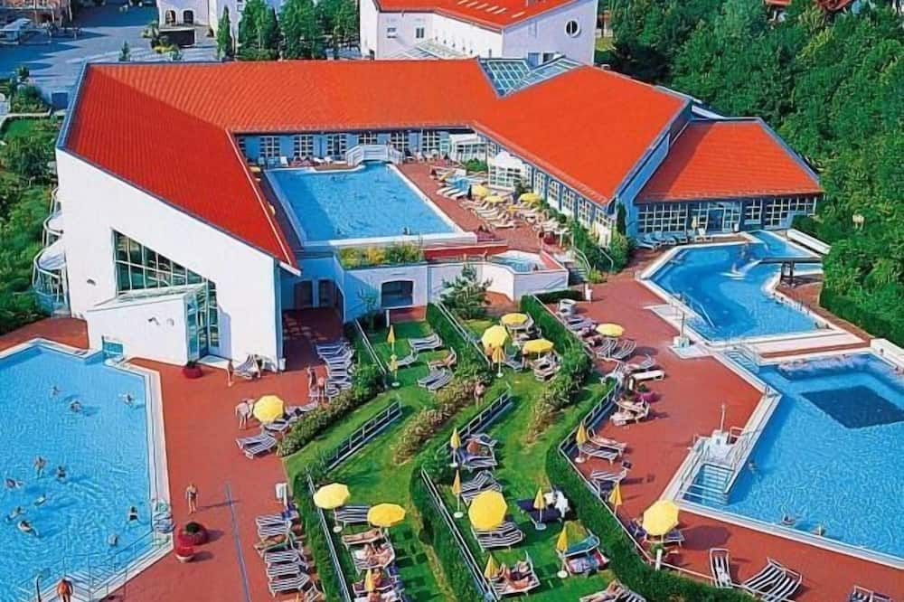 Svømmebasseng