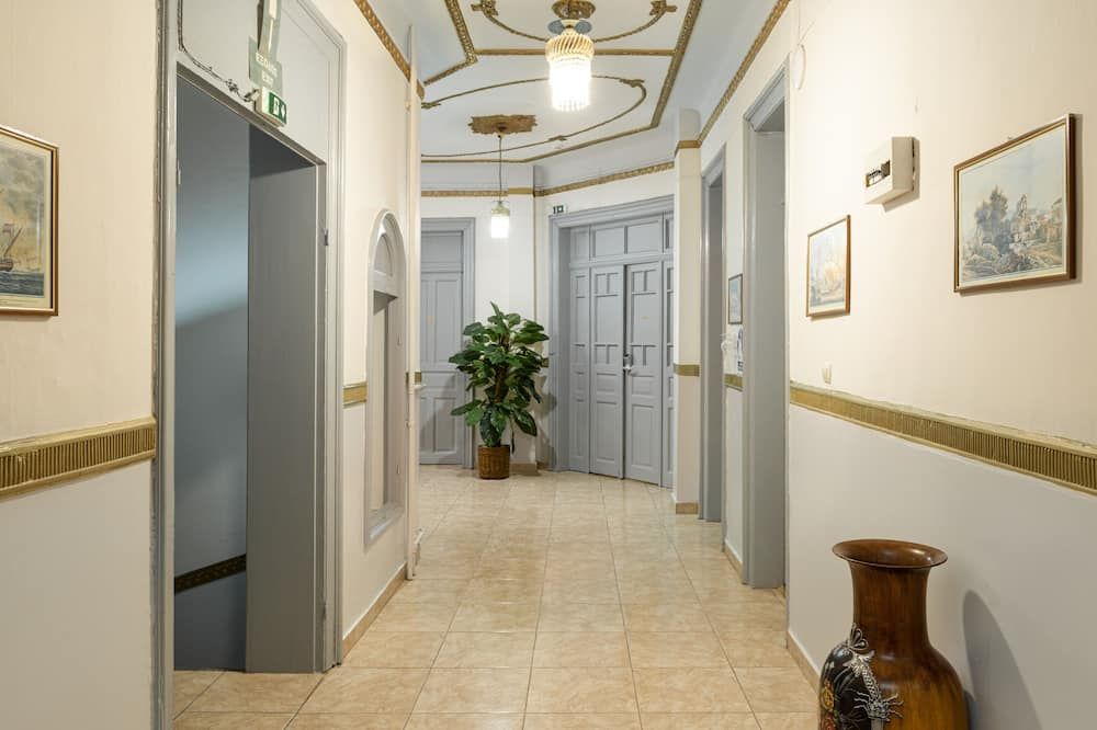 Hall