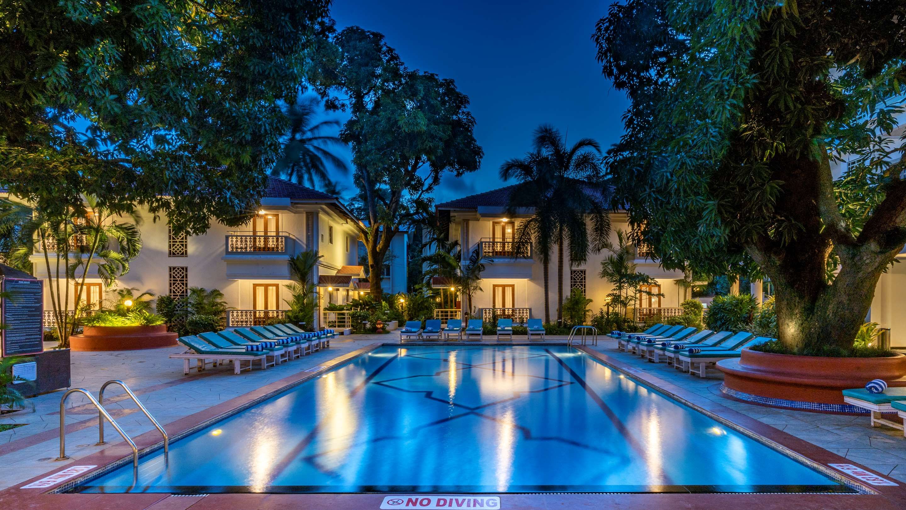 Svømmebasseng Foto