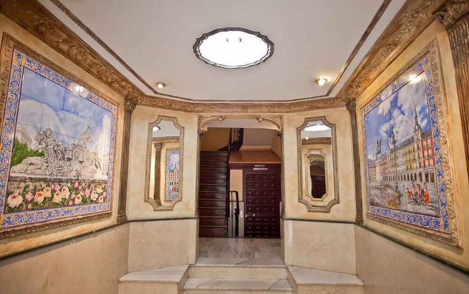 Hall Foto