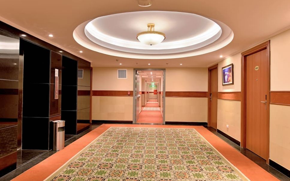 Hall Foto
