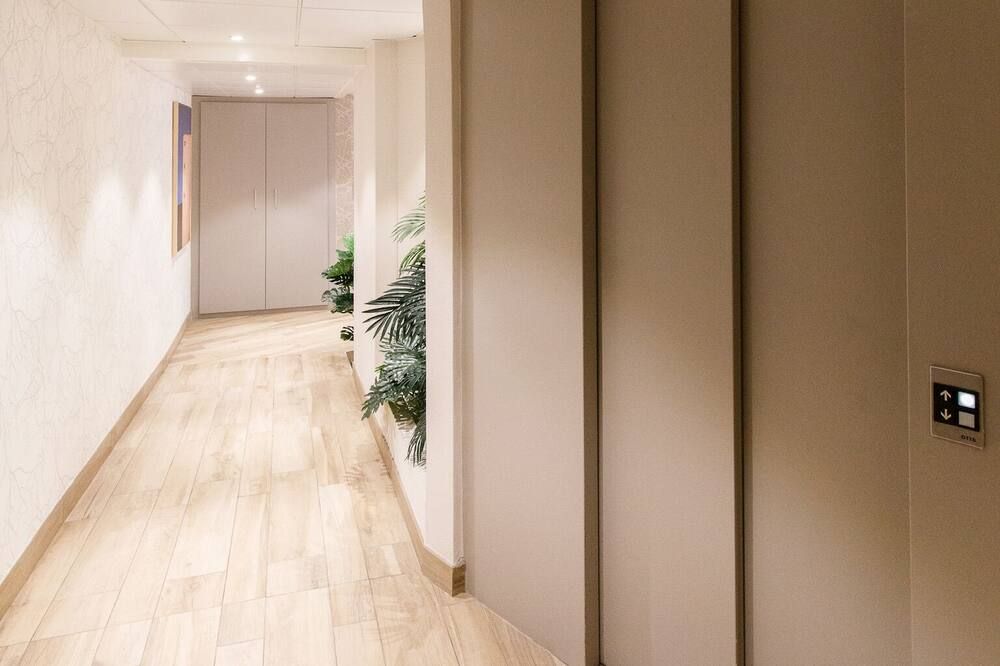 Hall