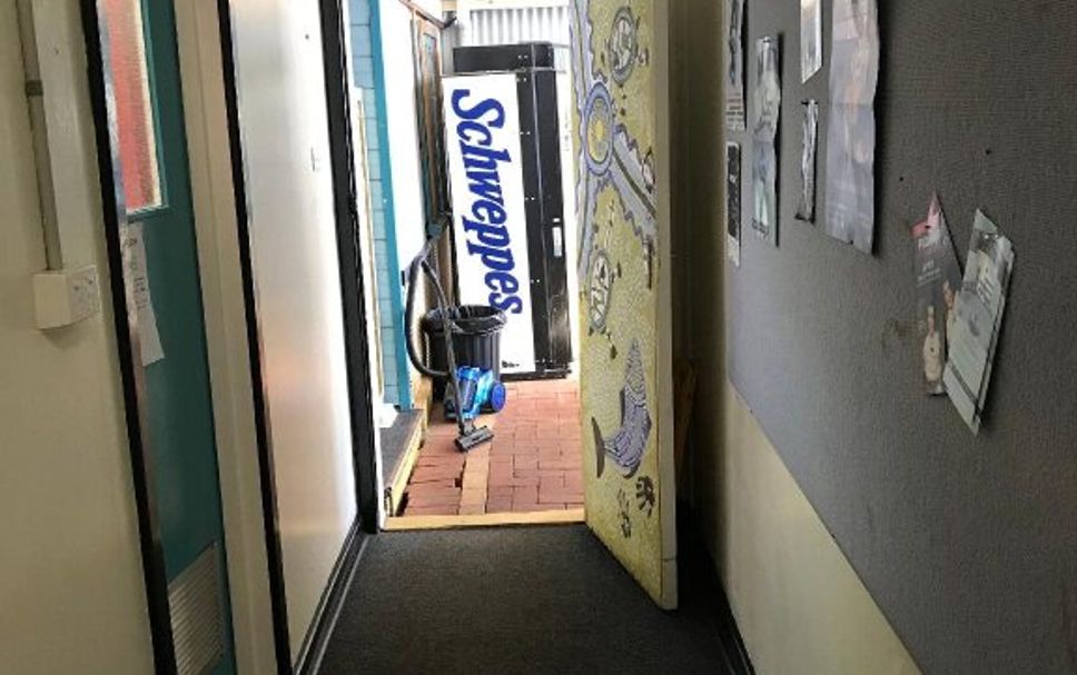 Hall Foto