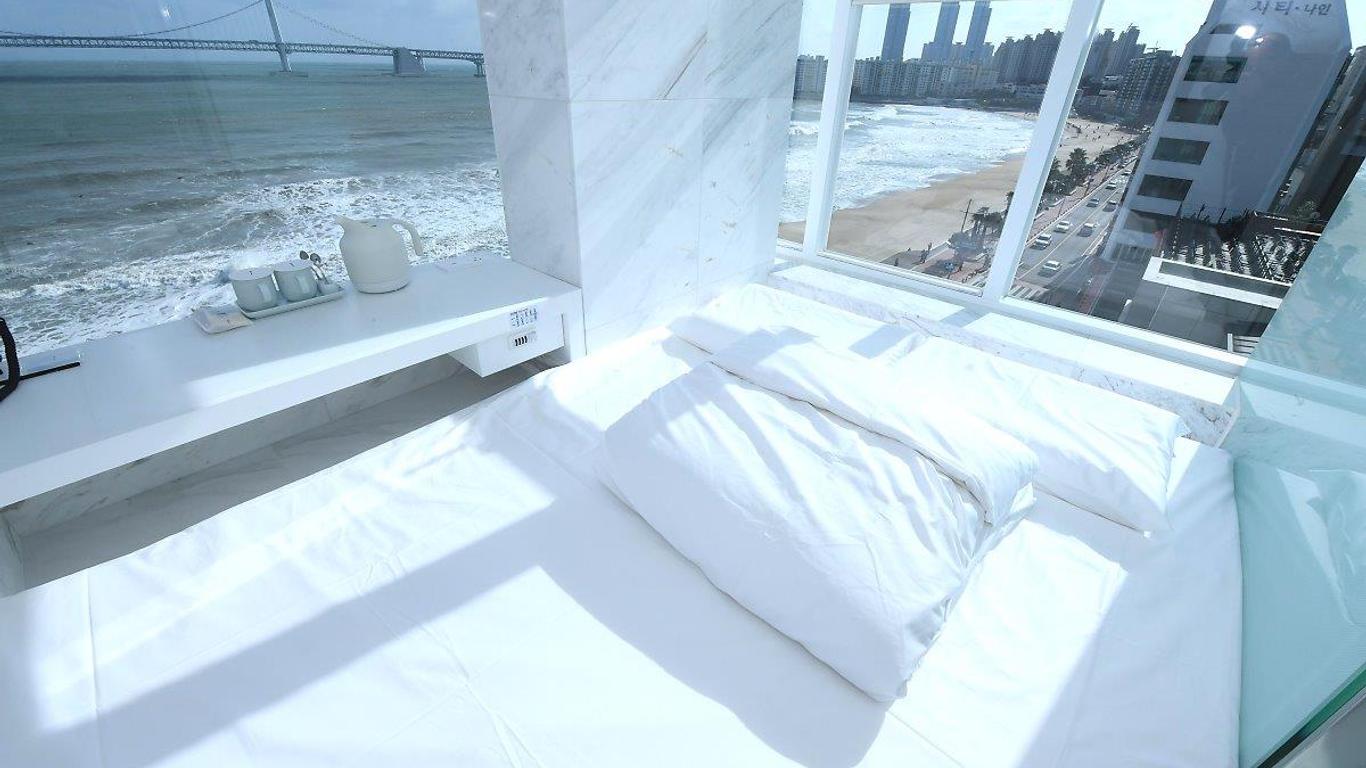 Hotel 1