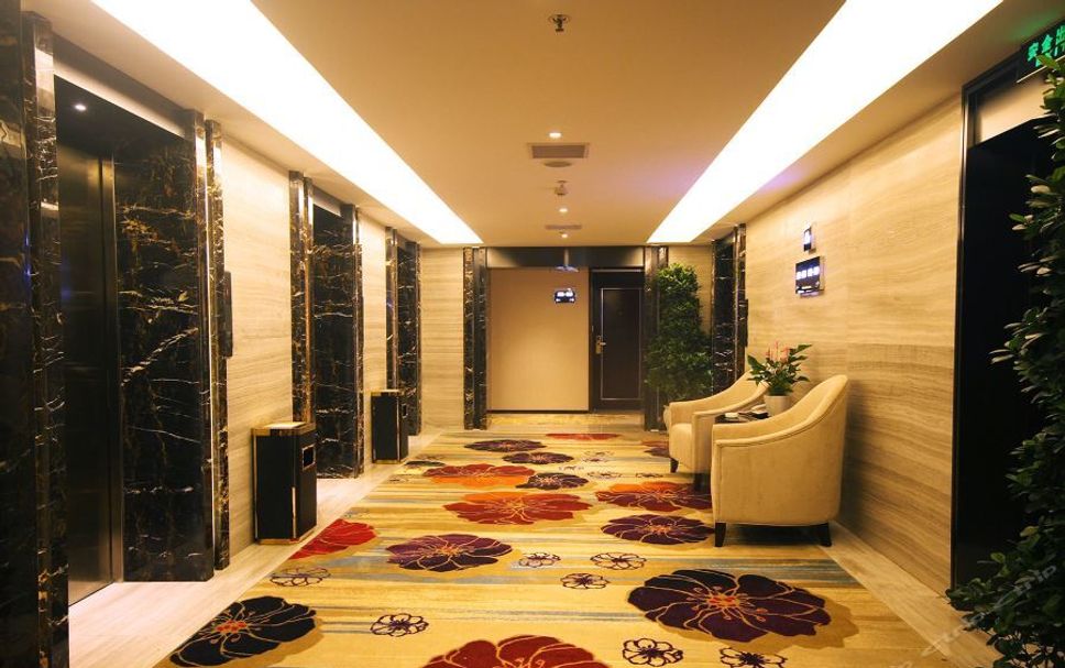 Hall Foto
