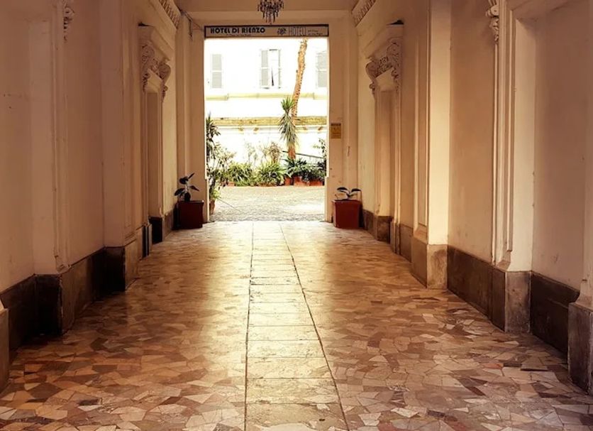 Hall Foto