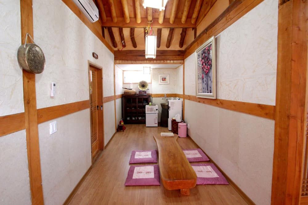 Hall Foto