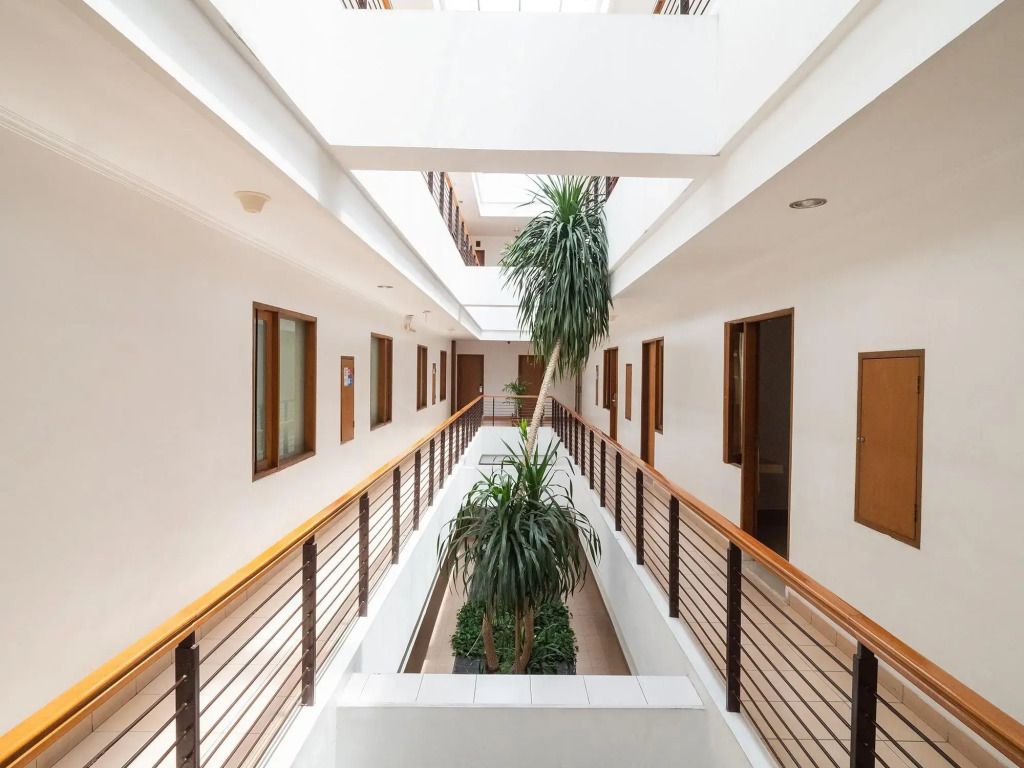 Hall