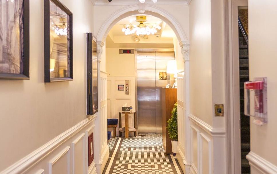 Hall Foto