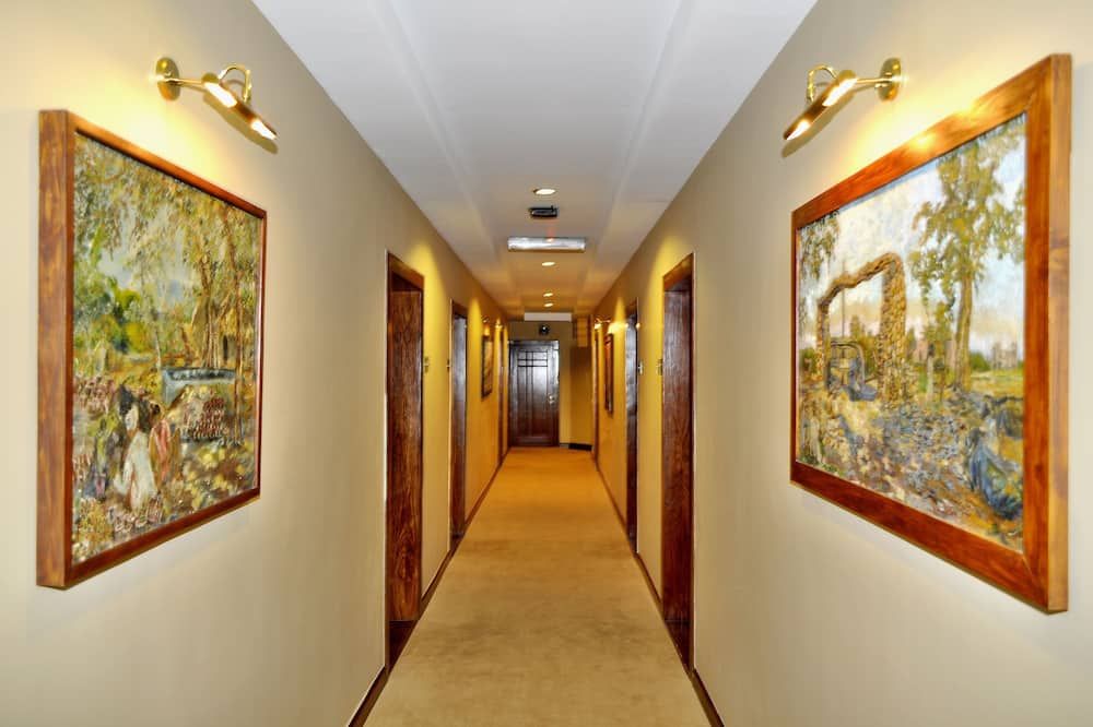 Hall
