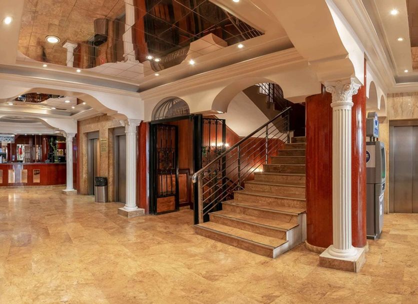 Hall Foto